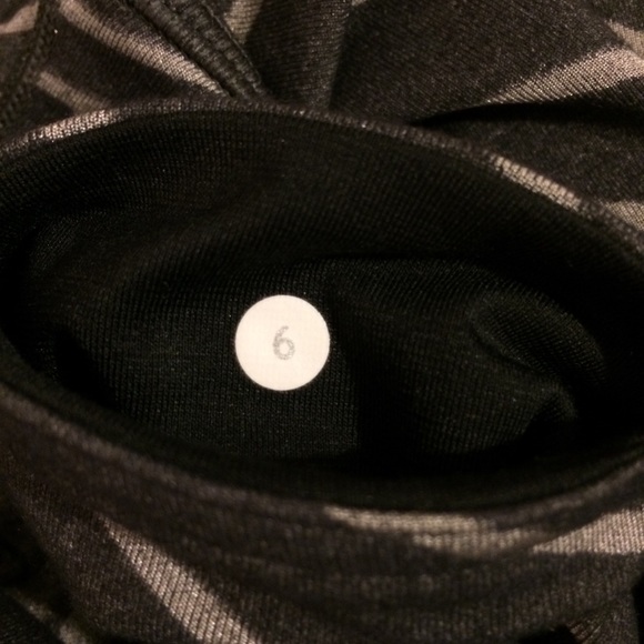 Lululemon Wunder Under Pant III - Picture 5 of 7